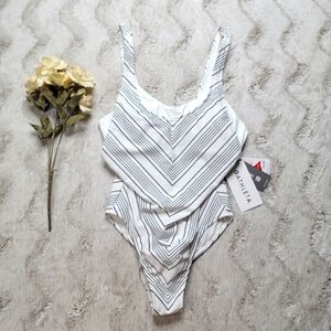 Athleta Chevron High Leg White One Piece Swimsuit NWT Size 34B/C